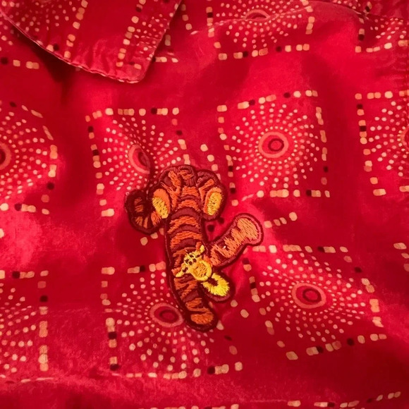 Disney Store  Tigger Button-Up Orange | Boys 4/5 - Picture 3 of 6